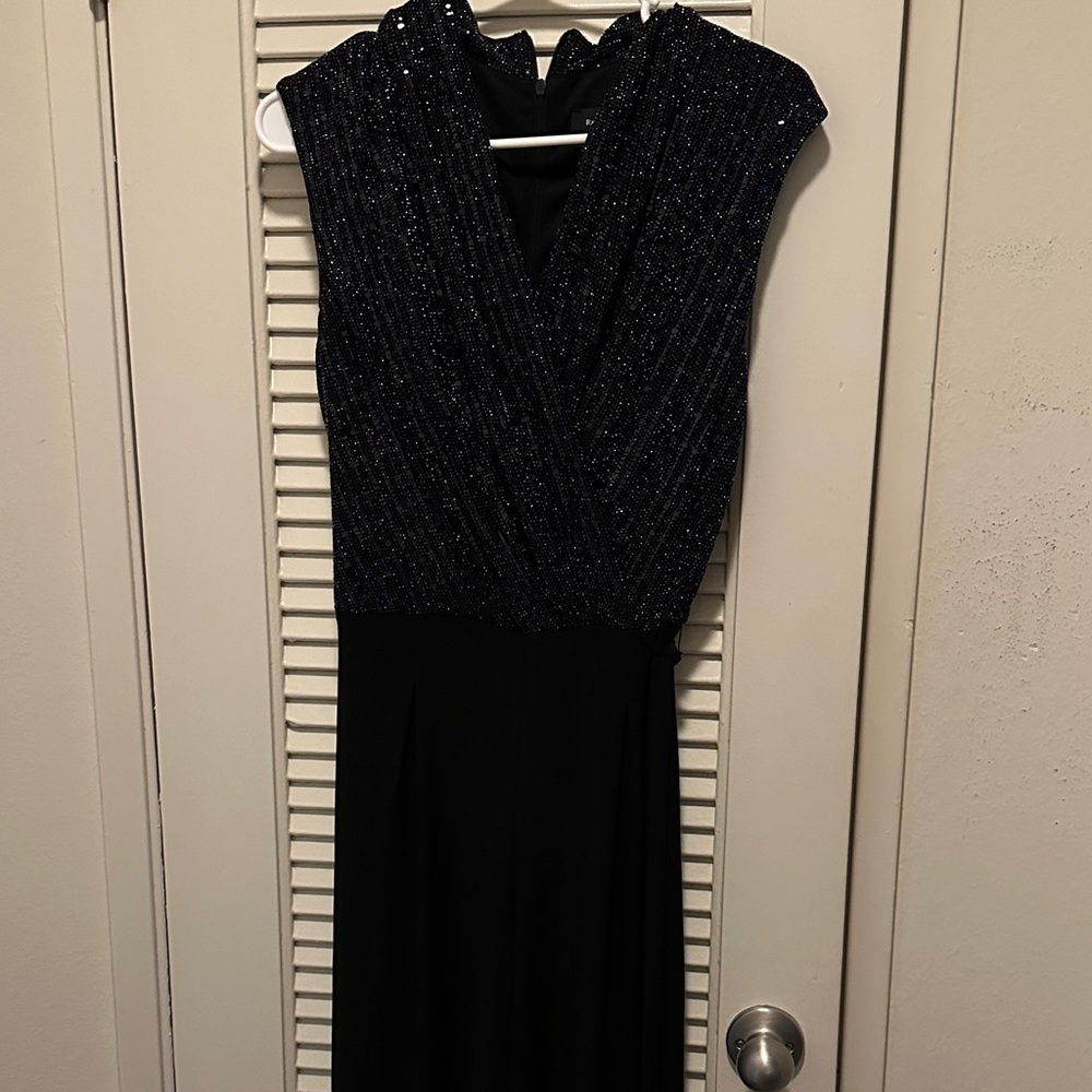 Elegant Black Sleeveless Dress